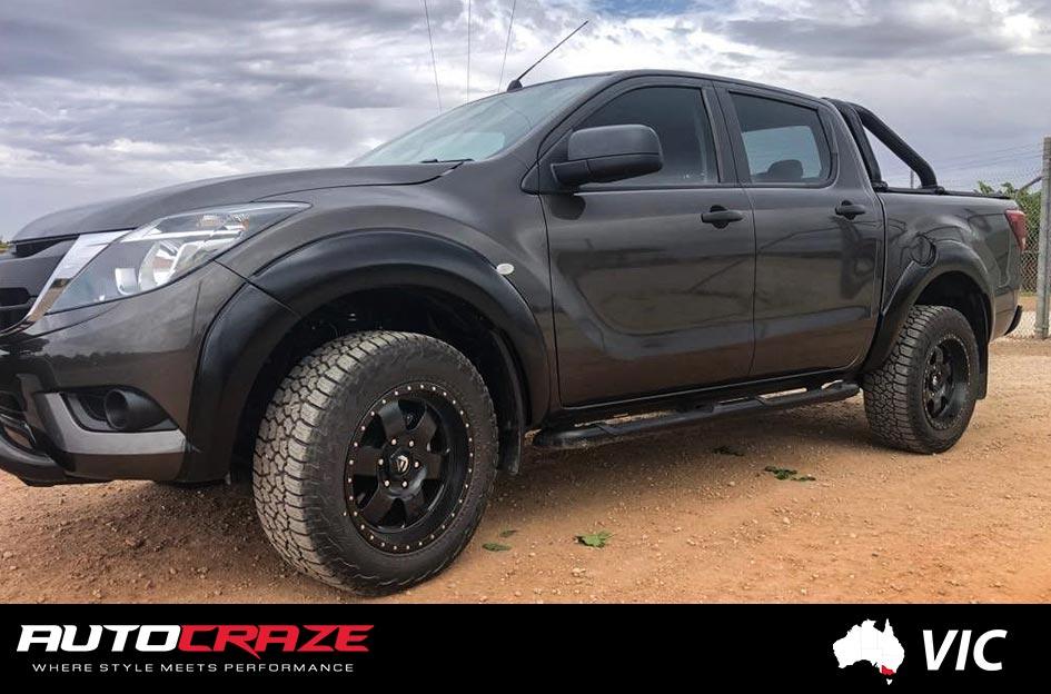 MAZDA BT 50 PODIUM SATIN BLACK 